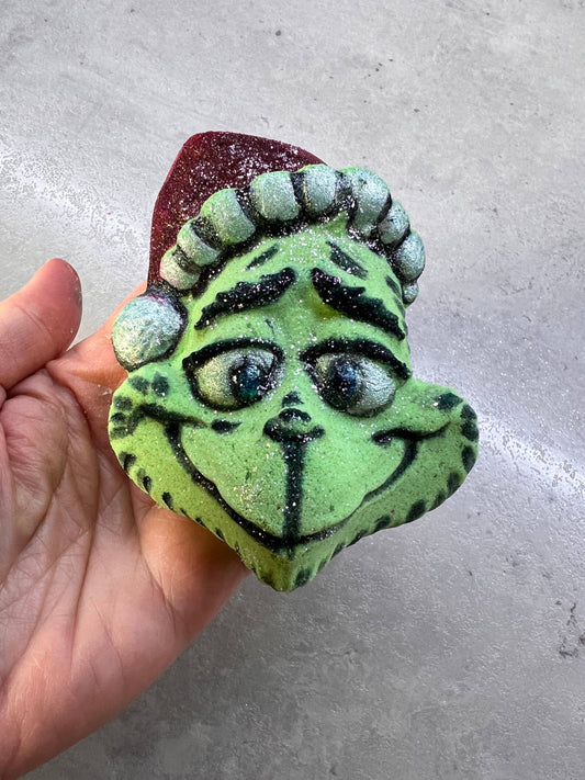 Unique creations soap company - Green face bath bomb