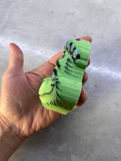 Unique creations soap company - Green face bath bomb