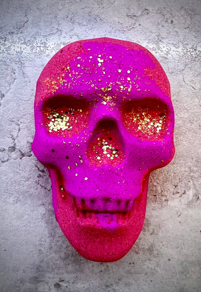 Unique creations soap company - Extra large Skull bath bomb