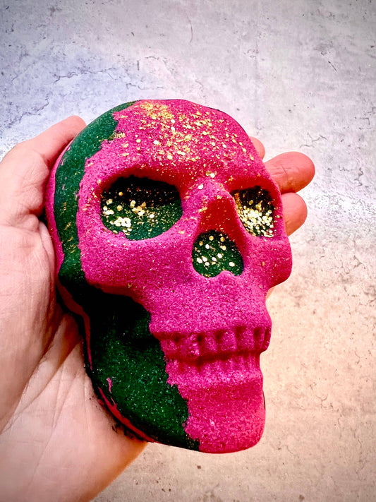 Unique creations soap company - Extra large Skull bath bomb
